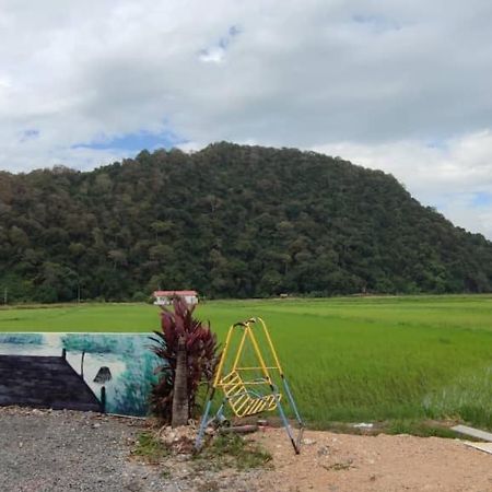 Ferienwohnung Inapan Desa Bukit Papan Kuala Perlis Exterior foto